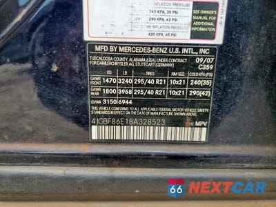 Zdjęcie 13 z 13 samochodu: 2008 MERCEDES-BENZ GL 550 4MATIC VIN:4JGBF86E18A328523 - miniatura
