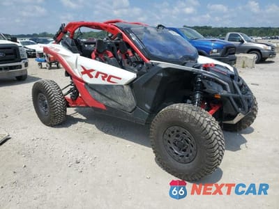 2025 CAN-AM MAVERICK X3 X RC 72 TURBO RR 3JBVVAV49SE000116 - główne zdjęcie licytacji z USA - miniatura