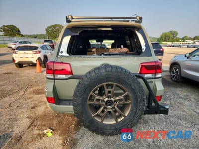 Zdjęcie 6 z 16 samochodu: 2021 TOYOTA LAND CRUISER VX-R VIN:JTMCY7AJ9M4099597 - miniatura