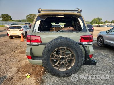 Zdjęcie 6 z 16 samochodu: 2021 TOYOTA LAND CRUISER VX-R VIN:JTMCY7AJ9M4099597 - miniatura