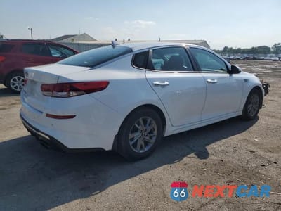 Trzecie zdjęcie samochodu z tyłu: 2019 KIA OPTIMA LX VIN:5XXGT4L32KG365929 - miniatura