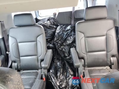 Zdjęcie 10 z 13 samochodu: 2017 GMC YUKON SLT VIN:1GKS2BKC6HR338598 - miniatura
