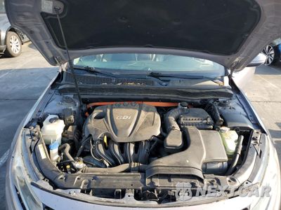 Zdjęcie 11 z 12 samochodu: 2012 KIA OPTIMA HYBRID VIN:KNAGM4AD6C5021287 - miniatura