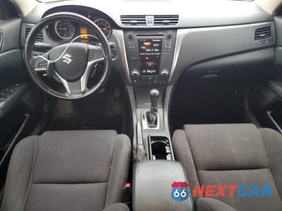 Zdjęcie 8 z 14 samochodu: 2011 SUZUKI KIZASHI SPORT GTS VIN:JS2RF9A65B6110447 - miniatura
