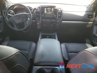 Zdjęcie 8 z 16 samochodu: 2021 NISSAN TITAN SV VIN:1N6AA1ED9MN512607 - miniatura