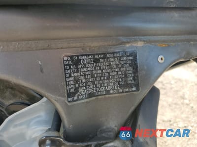 Zdjęcie 10 z 11 samochodu: 2012 KAWASAKI EX650 EC VIN:JKAEXEE10CDA06102 - miniatura