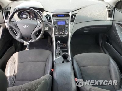 Zdjęcie 8 z 15 samochodu: 2013 HYUNDAI SONATA SE VIN:5NPEC4AC4DH770692 - miniatura