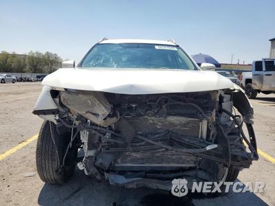 Piąte zdjęcie samochodu w środku: 2015 NISSAN ROGUE SV VIN:5N1AT2MV4FC767172 - miniatura