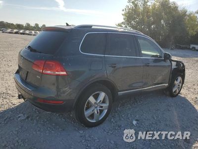 Trzecie zdjęcie samochodu z tyłu: 2012 VOLKSWAGEN TOUAREG V6 TDI VIN:WVGEK9BPXCD009442 - miniatura