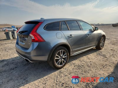 Trzecie zdjęcie samochodu z tyłu: 2018 VOLVO V60 CROSS COUNTRY PREMIER VIN:YV440MWK4J2058441 - miniatura