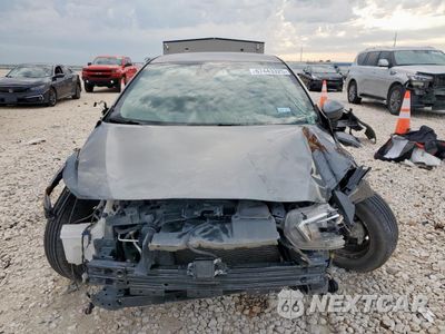 Piąte zdjęcie samochodu w środku: 2021 NISSAN VERSA SV VIN:3N1CN8EV6ML862054 - miniatura