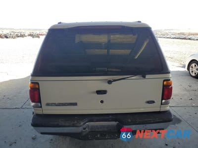 Zdjęcie 6 z 13 samochodu: 1996 FORD EXPLORER VIN:1FMDU34X2TZA58721 - miniatura