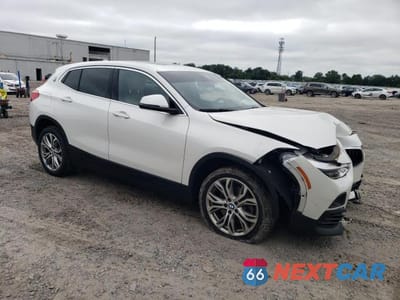 Czwarte zdjęcie samochodu z boku: 2020 BMW X2 XDRIVE28I VIN:WBXYJ1C04L5P76529 - miniatura