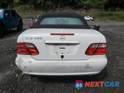 Zdjęcie 6 z 12 samochodu: 2000 MERCEDES-BENZ CLK 320 VIN:WDBLK65G8YT051738 - miniatura