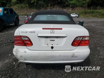 Zdjęcie 6 z 12 samochodu: 2000 MERCEDES-BENZ CLK 320 VIN:WDBLK65G8YT051738 - miniatura