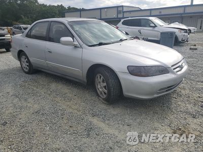 Czwarte zdjęcie samochodu z boku: 2002 HONDA ACCORD SE VIN:1HGCG567X2A138539 - miniatura