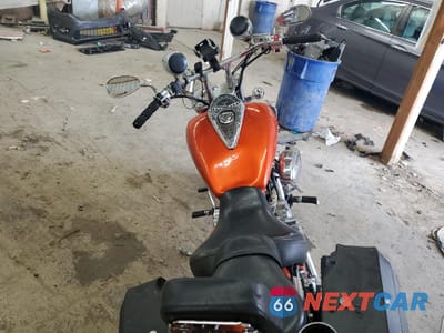 Zdjęcie 6 z 10 samochodu: 2006 HONDA VTX1300 C VIN:1HFSC55026A214910 - miniatura