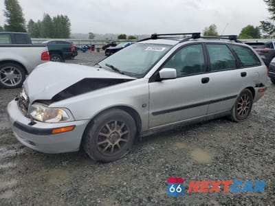 2001 VOLVO V40 1.9T YV1VW29551F673308 - główne zdjęcie licytacji z USA - miniatura