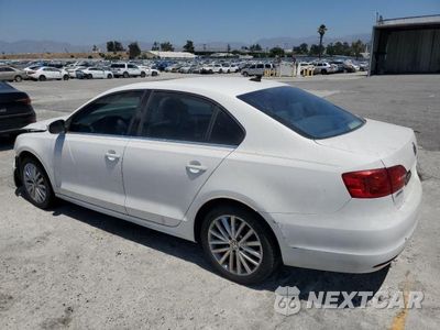Drugie zdjęcie samochodu z przodu: 2011 VOLKSWAGEN JETTA VIN:3VWLX7AJ9BM371602 - miniatura
