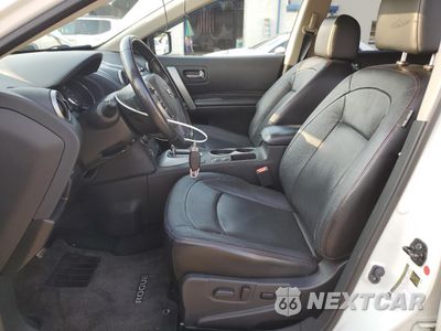 Zdjęcie 7 z 16 samochodu: 2013 NISSAN ROGUE S VIN:JN8AS5MVXDW108019 - miniatura