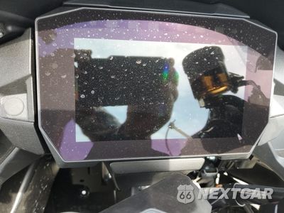 Zdjęcie 7 z 10 samochodu: 2023 KAWASAKI ZX1002 R VIN:JKBZXVR11PA002104 - miniatura