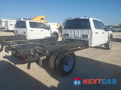 Trzecie zdjęcie samochodu z tyłu: 2023 FORD F550 SUPER DUTY VIN:1FD0W5HT8PEC31960 - miniatura
