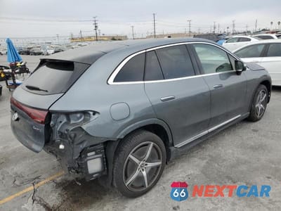 Trzecie zdjęcie samochodu z tyłu: 2023 MERCEDES-BENZ EQE SUV 350 4MATIC VIN:4JGGM1CBXPA039068 - miniatura