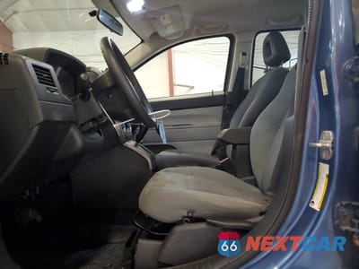 Zdjęcie 7 z 13 samochodu: 2007 JEEP COMPASS VIN:1J8FT47W77D273483 - miniatura