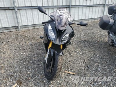 Drugie zdjęcie samochodu z przodu: 2015 BMW S 1000 RR VIN:WB10D2102FZ352321 - miniatura