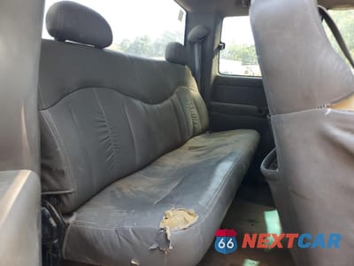 Zdjęcie 10 z 12 samochodu: 1999 CHEVROLET SILVERADO K1500 VIN:2GCEK19T6X1286079 - miniatura