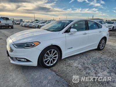 2017 FORD FUSION SE HYBRID 3FA6P0LU7HR409408 - główne zdjęcie licytacji z USA - miniatura