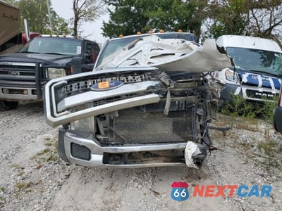 Piąte zdjęcie samochodu w środku: 2015 FORD F450 SUPER DUTY VIN:1FD0X4GT3FEC12319 - miniatura