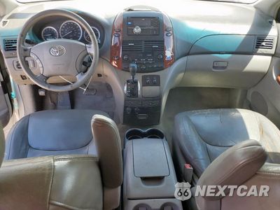 Zdjęcie 8 z 15 samochodu: 2004 TOYOTA SIENNA XLE VIN:5TDZA22C94S098973 - miniatura