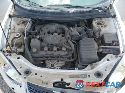 Zdjęcie 11 z 12 samochodu: 2004 DODGE STRATUS SE VIN:1B3EL36T34N294133 - miniatura