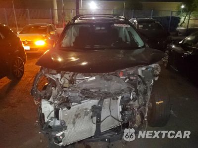 Piąte zdjęcie samochodu w środku: 2016 TOYOTA RAV4 XLE VIN:2T3RFREV1GW461048 - miniatura