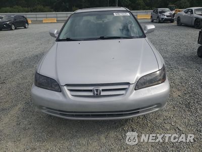 Piąte zdjęcie samochodu w środku: 2002 HONDA ACCORD SE VIN:1HGCG567X2A138539 - miniatura