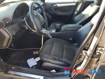 Zdjęcie 7 z 12 samochodu: 2005 MERCEDES-BENZ C 230K SPORT SEDAN VIN:WDBRF40J05F715420 - miniatura