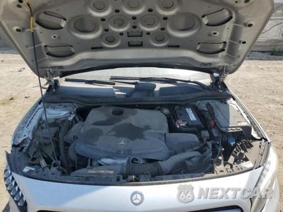 Zdjęcie 11 z 12 samochodu: 2015 MERCEDES-BENZ GLA 250 4MATIC VIN:WDCTG4GB7FJ053637 - miniatura