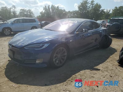 2018 TESLA MODEL S 5YJSA1E27JF296885 - główne zdjęcie licytacji z USA - miniatura