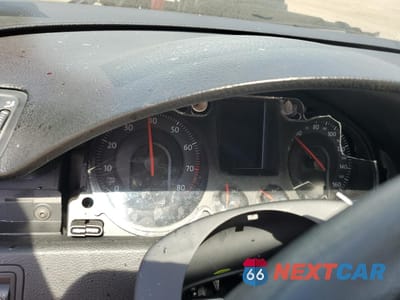 Zdjęcie 9 z 14 samochodu: 2006 VOLKSWAGEN PASSAT 2.0T VIN:WVWAK93C46P090634 - miniatura