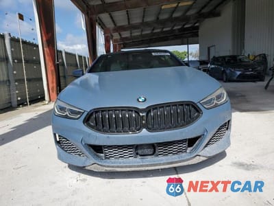 Piąte zdjęcie samochodu w środku: 2019 BMW M850XI VIN:WBABC4C58KBU96930 - miniatura