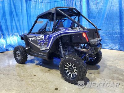 Trzecie zdjęcie samochodu z tyłu: 2020 HONDA SXS1000 S2X VIN:1HFVE0510L4101583 - miniatura