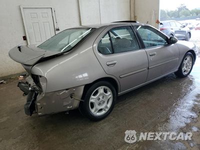 Trzecie zdjęcie samochodu z tyłu: 2000 NISSAN ALTIMA XE VIN:1N4DL01A3YC136879 - miniatura