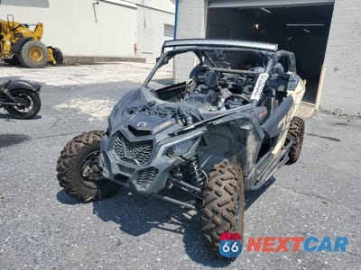 Drugie zdjęcie samochodu z przodu: 2021 CAN-AM MAVERICK X3 DS TURBO VIN:3JBVGAY45MK000561 - miniatura