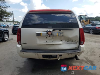 Zdjęcie 6 z 13 samochodu: 2010 CADILLAC ESCALADE ESV PREMIUM VIN:1GYUKJEF4AR163840 - miniatura
