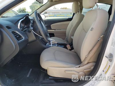 Zdjęcie 7 z 12 samochodu: 2014 DODGE AVENGER SE VIN:1C3CDZAB8EN107141 - miniatura