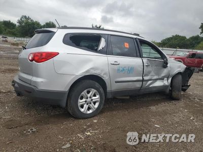 Trzecie zdjęcie samochodu z tyłu: 2011 CHEVROLET TRAVERSE LS VIN:1GNKRFED5BJ374167 - miniatura