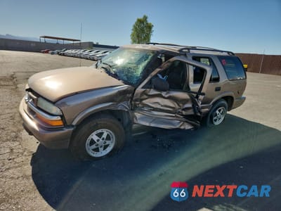 2003 CHEVROLET BLAZER 1GNDT13X83K146203 - główne zdjęcie licytacji z USA - miniatura