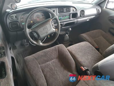 Zdjęcie 8 z 12 samochodu: 1999 DODGE RAM 3500 VIN:1B7MF3366XJ506759 - miniatura