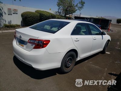 Trzecie zdjęcie samochodu z tyłu: 2012 TOYOTA CAMRY BASE VIN:4T1BF1FK4CU520104 - miniatura